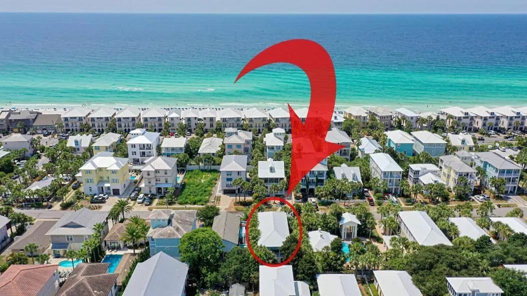 2-Story Home, Walk To Beach, Hot Tub, Free Wifi, Pets Ok, Community Pool Access Destin 0*,  United States
