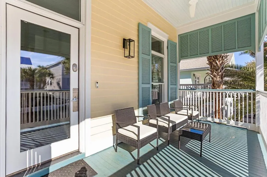 2-Story Home, Walk To Beach, Hot Tub, Free Wifi, Pets Ok, Community Pool Access Destin 0*,